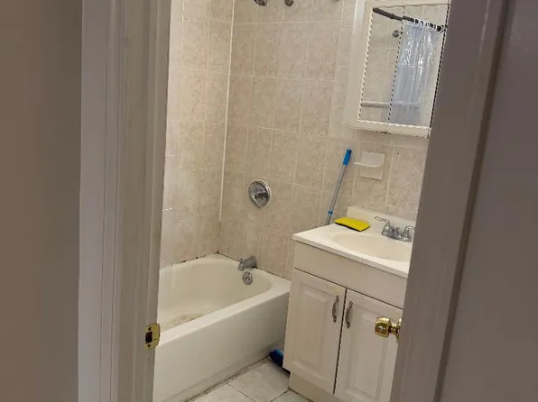 (undisclosed Address), Bronx, NY 10473