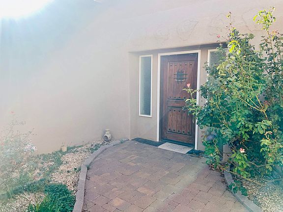 3rd image of 306 Durazno St