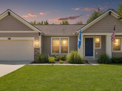 947 Ashlee Ct, Norton Shores, MI, 49441