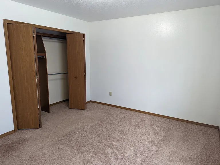 1816 Tiffany Ct — Photo 6