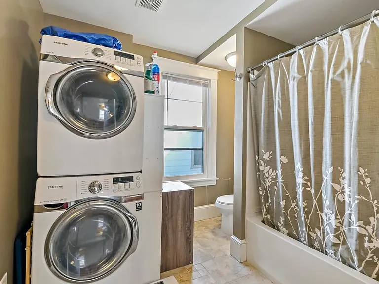1480 Sherburne Ave #1 — Photo 9