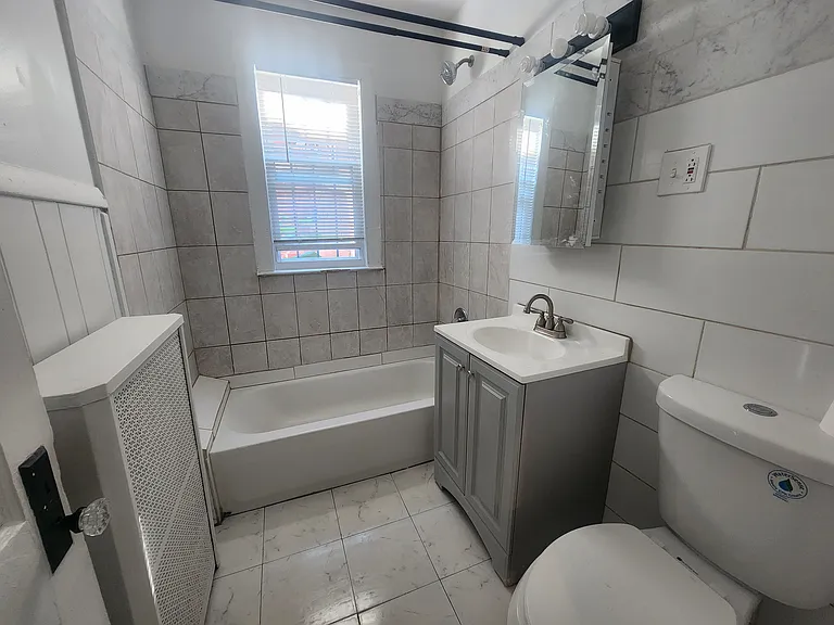 108-110 Preston St #1A — Photo 7