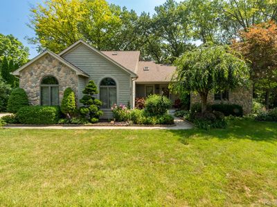 6939 W Ridge Dr, Brighton, MI, 48116