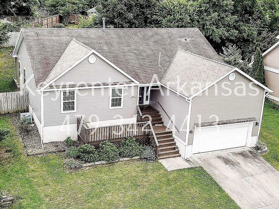 1st image of 2943 E Setter St