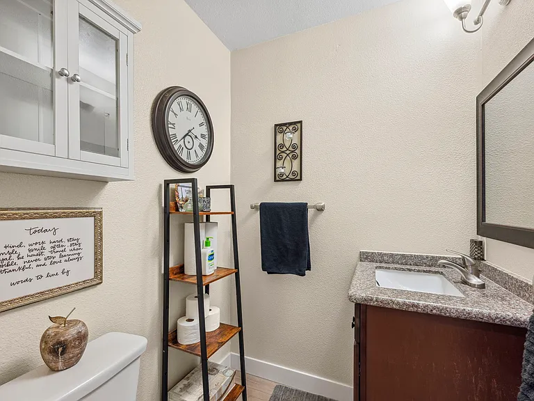 2508 Navarra Dr #402 — Photo 11