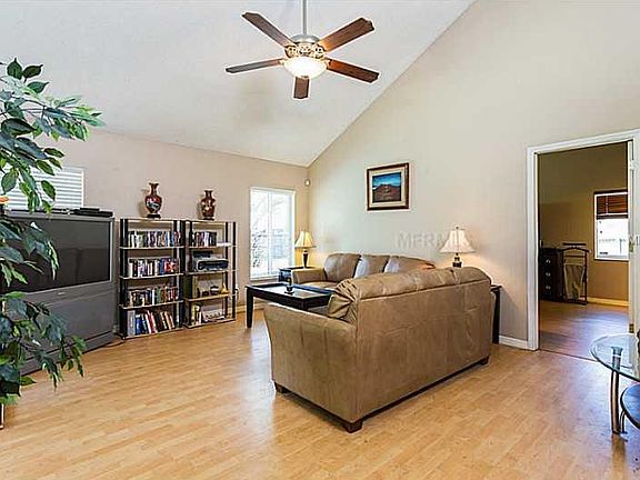 4th image of 20853 Yam St
