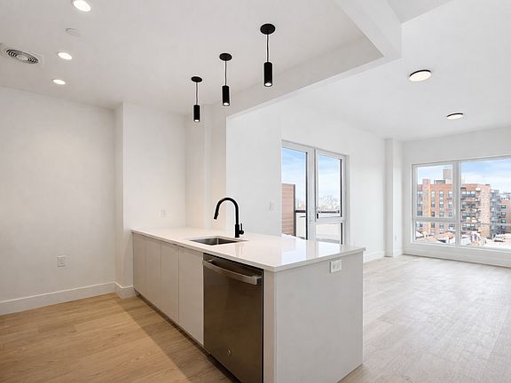 2nd image of 358 E 28th St #2H