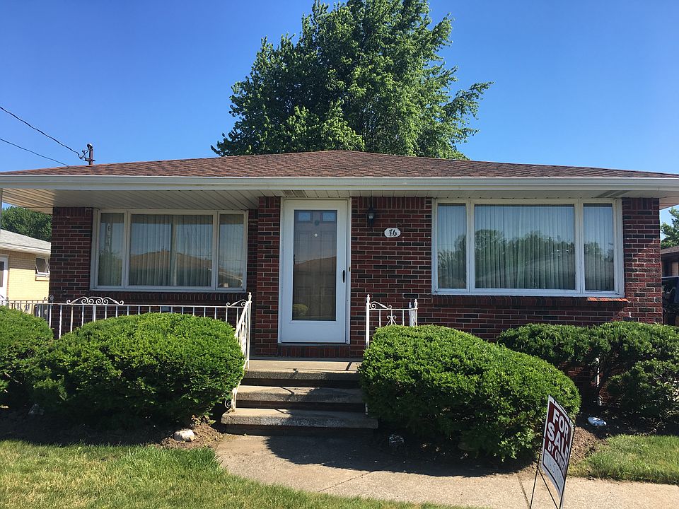 1st image of 76 Barlow Ave