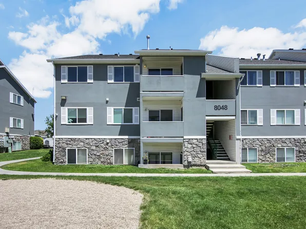 8048 W Copperfield Pl Unit 31, Magna, UT 84044