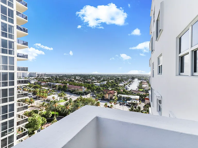 4250 Galt Ocean Dr #12D — Photo 38