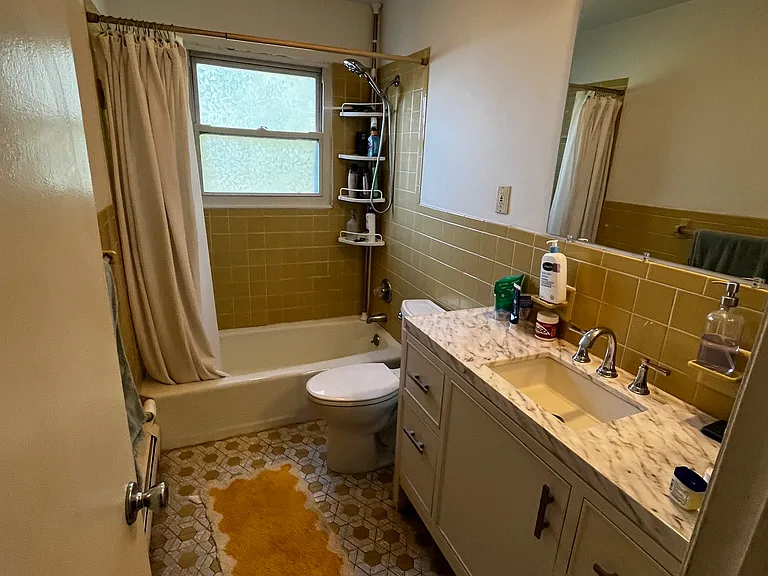 8 Riverview Ave #2 — Photo 13