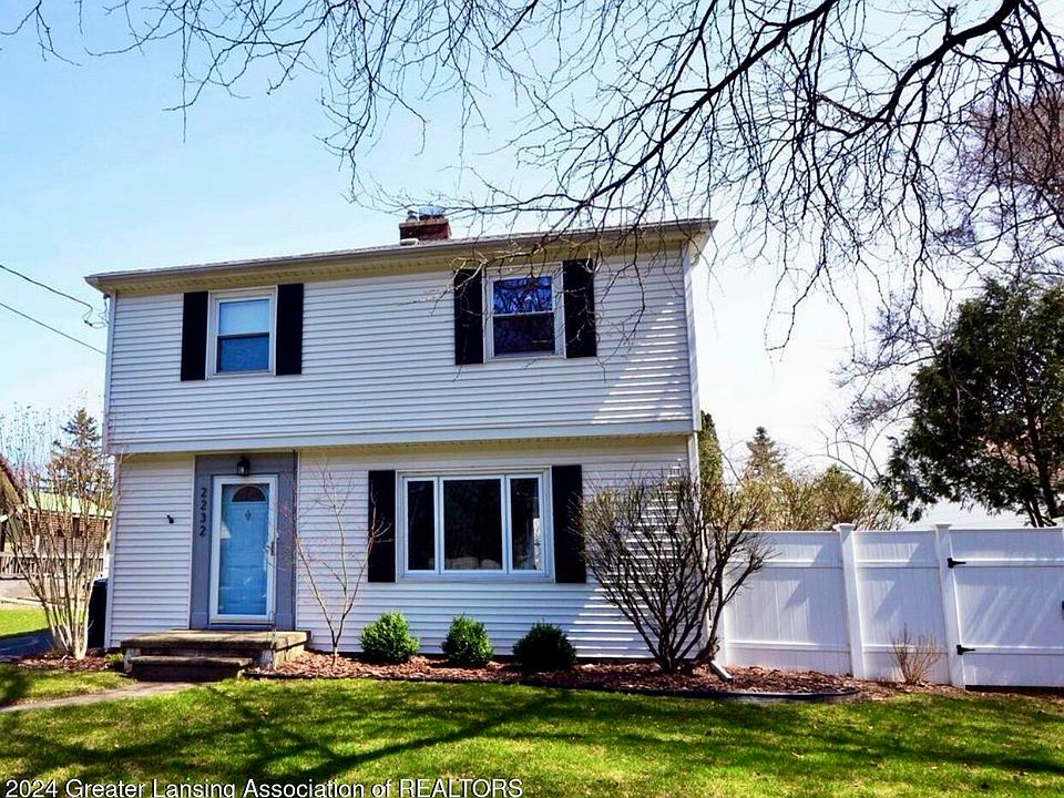 1st image of 2232 Kenmore Dr