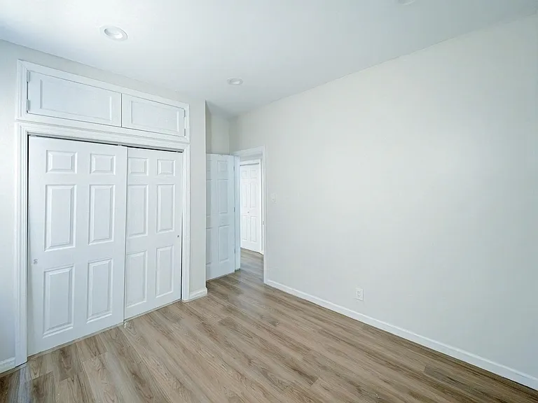 193 Clerk St #1 — Photo 6