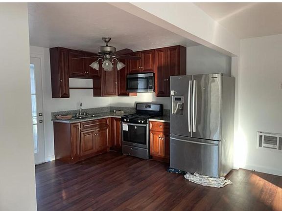 5th image of 550 W California Ave #550