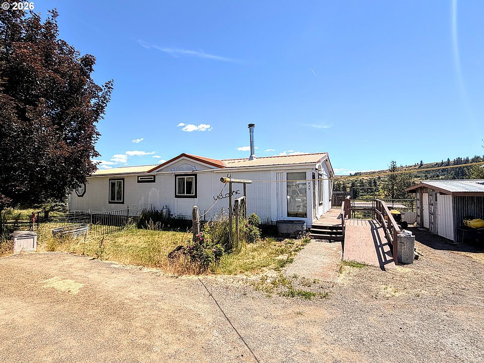 1st image of 825 Palmer Junction Rd