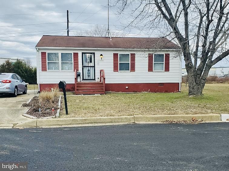 1st image of 22190 Donaldson Dr
