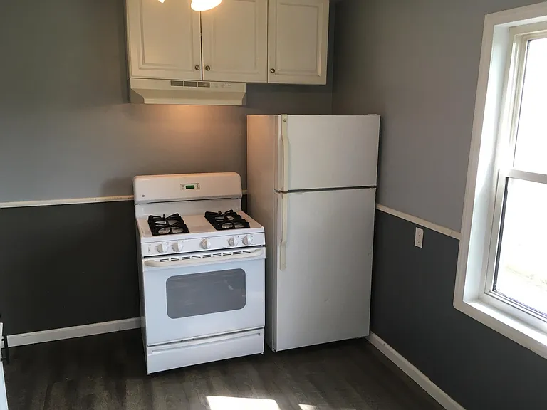 27341 Ridgewood St — Photo 7