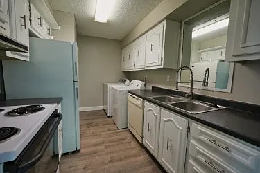 512 Orange Dr #20 — Photo 7