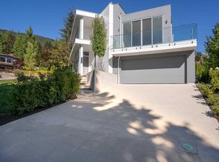 4500 Canterbury Cres, North Vancouver, BC V7R3N6