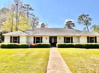 609 Longwood Ct, Hattiesburg, MS 39402