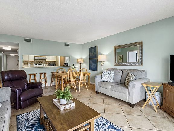5th image of 3150 S Fletcher Ave APT 107