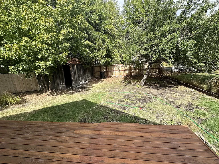 718 Cedar St — Photo 15