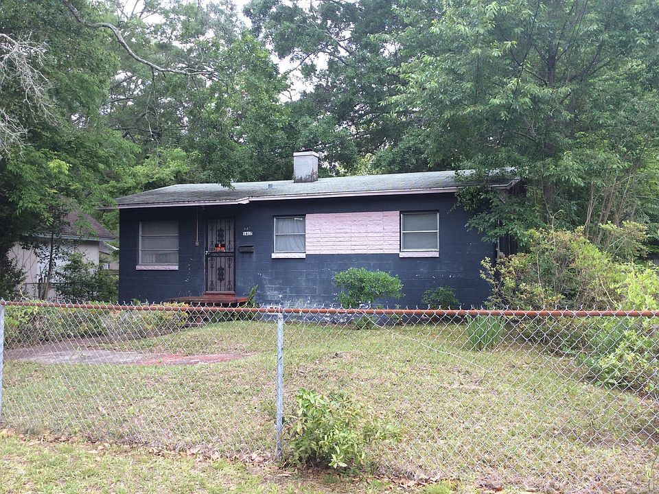 1st image of 1617 W 29th St