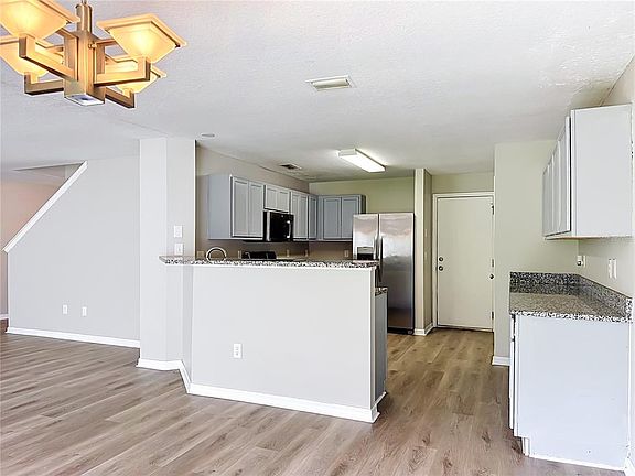 5th image of 6320 MAGNOLIA TRAILS LANE