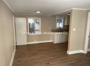 1222 E Appleton St, Long Beach, CA 90802