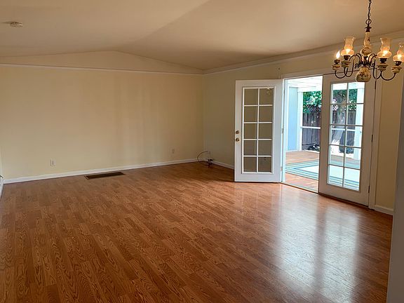 2nd image of 2948 Leigh Ave