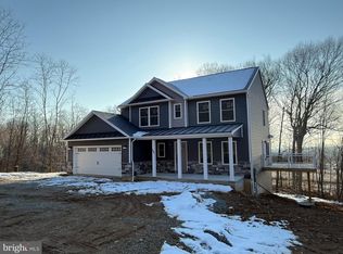 591 Belle Vista Dr, Enola, PA 17025