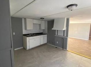 88 E Simpson Ave, Lakeland, GA 31635