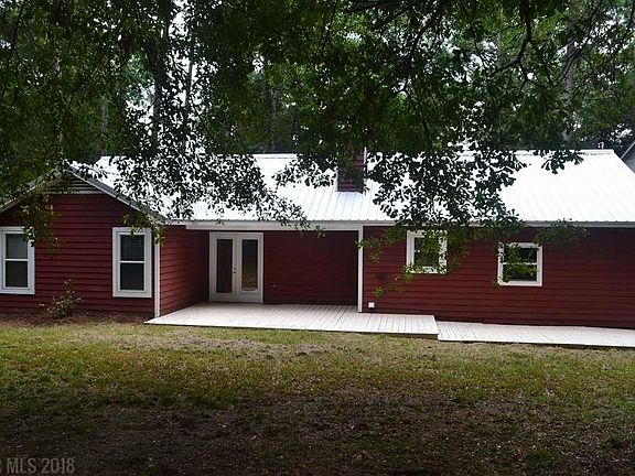 2nd image of 102 Brookwood Cir