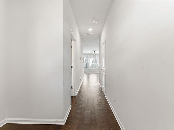 2nd image of 3410 Highbury Way