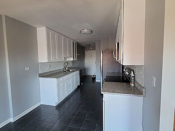 2nd image of 2150 Valencia Dr APT 304A