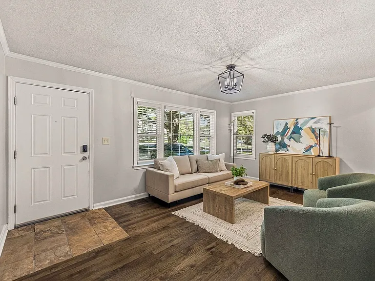 6739 Roe Ave — Photo 56