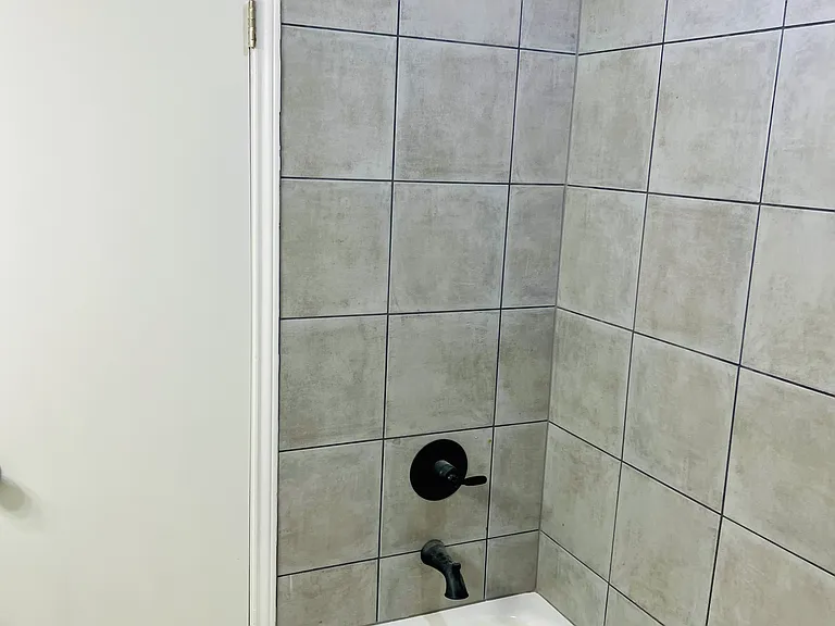 6819 S Creek Dr — Photo 6