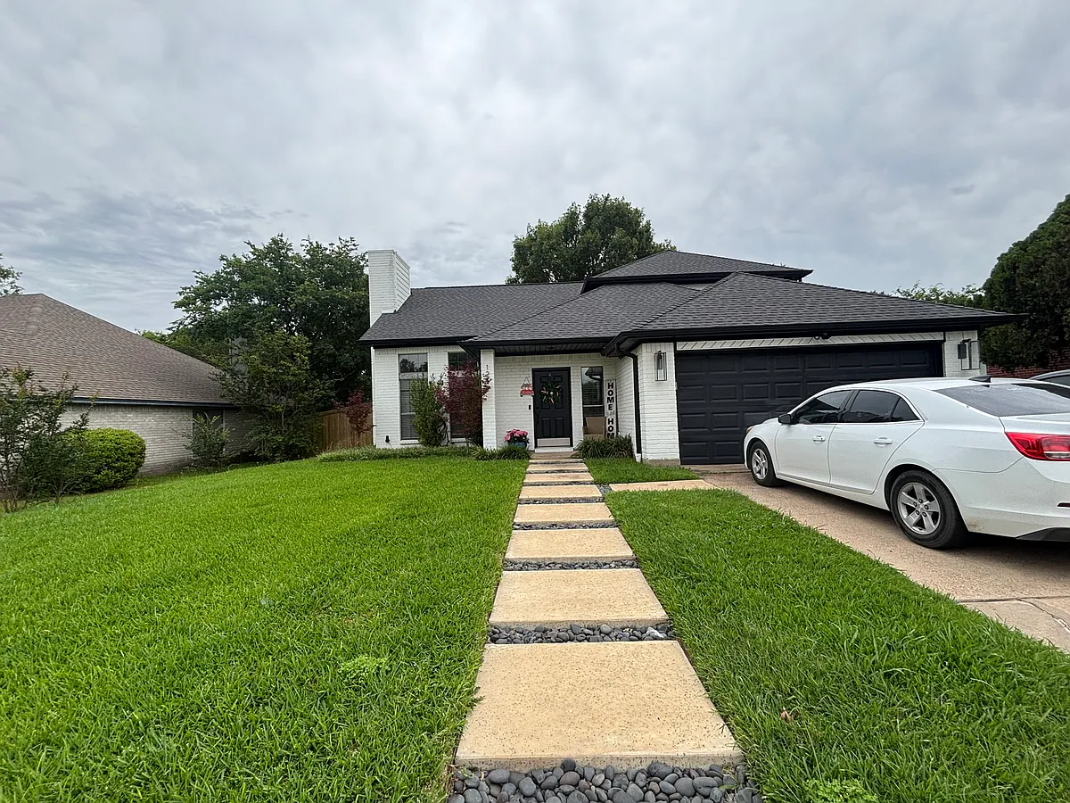 Building Photo - 1219 Castleman Dr