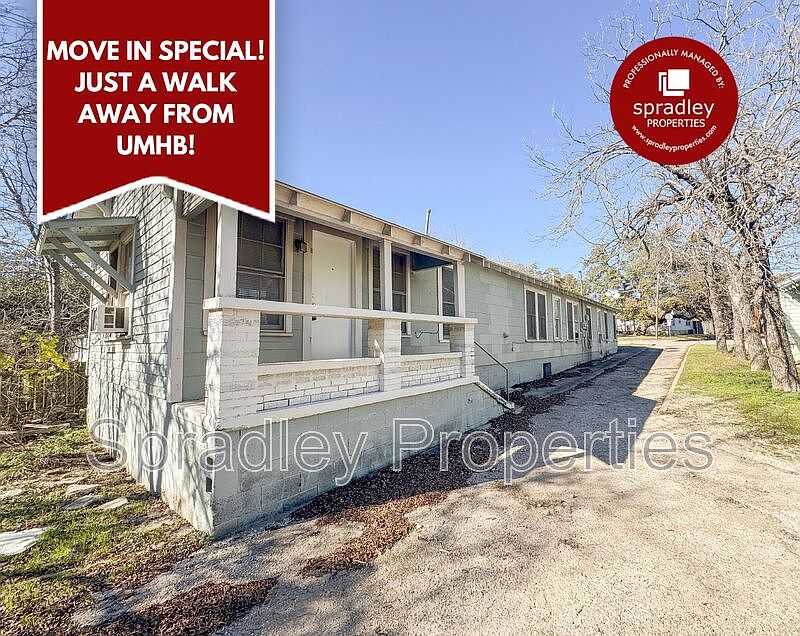 1st image of 236B W 7th Ave