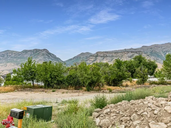 319 S 1100 E, Pleasant Grove, UT 84062