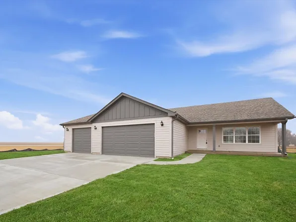 477 Emma Dr, Manteno, IL 60950