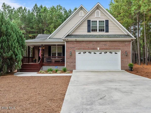 533 Moss Pink Drive, Vass, NC 28394