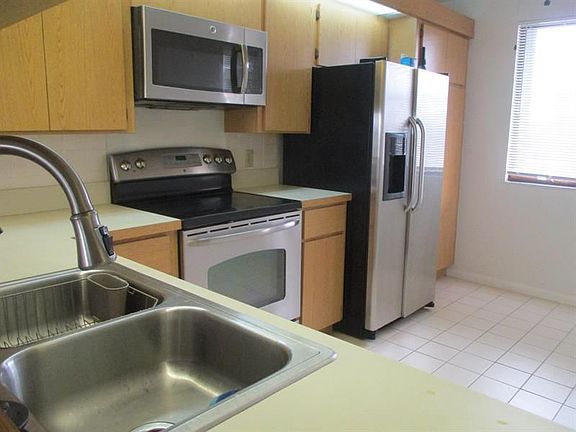 3rd image of 2421 Village Blvd APT 301