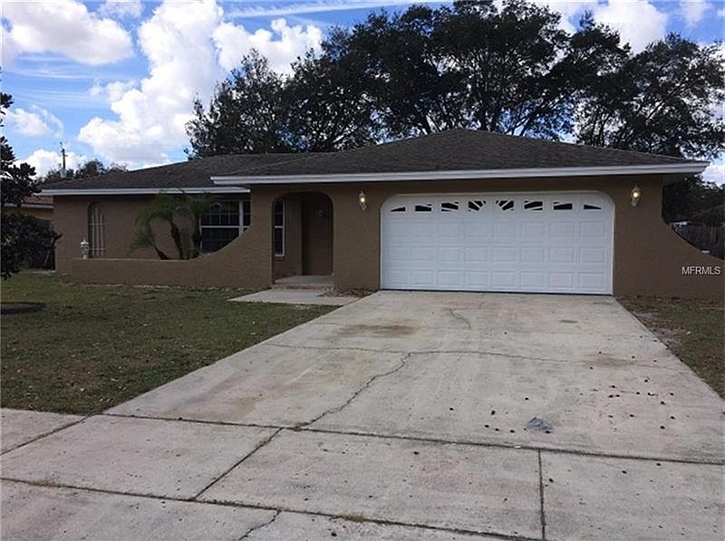1st image of 5468 N Woodcrest Dr