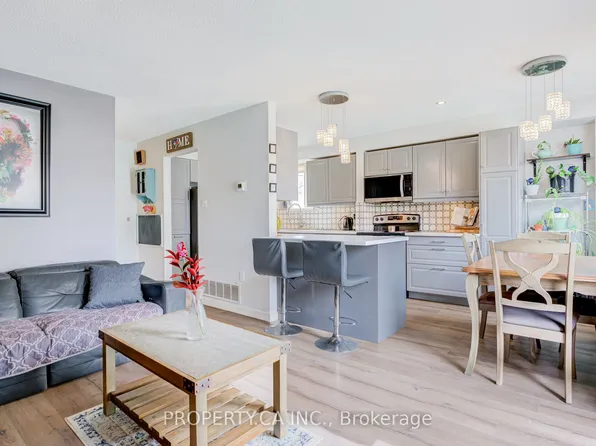 6 Hendley Dr, Ajax, ON L1T 2C6