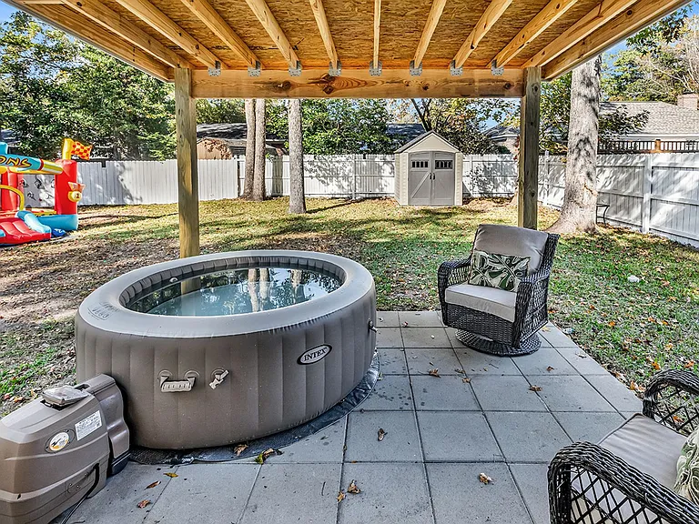 2408 Causey Dr — Photo 29