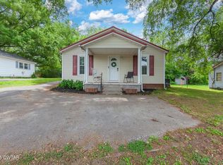 1035 Stewart St, Milan, TN 38358