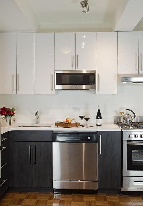 1st image of 360 W 34th St APT 6A