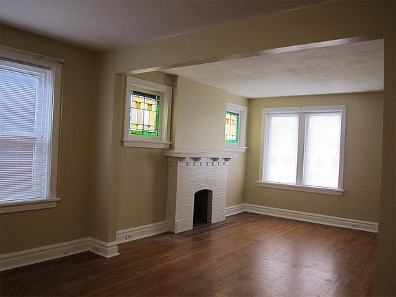 2nd image of 4122 Grand Blvd S