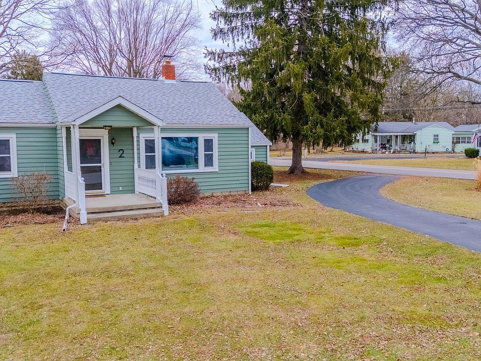 1st image of 2 S Colonial Park Dr